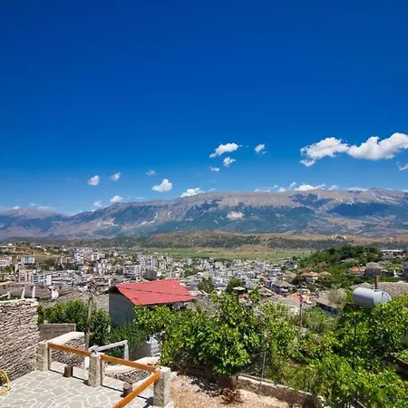 Guest house Ethnografic Museum 14 Gjirokaster