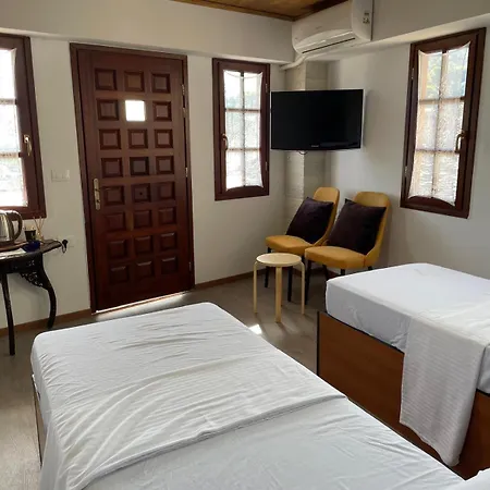 Guest house Ethnografic Museum 14 Gjirokaster