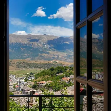 Ethnografic Museum *