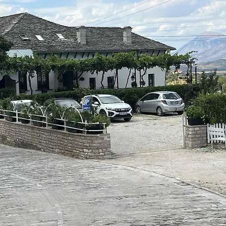 Ethnografic Museum 게스트하우스